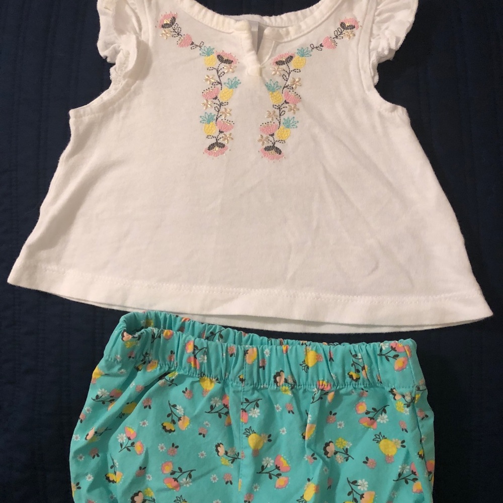 EUC 2 piece Target Just One You Carters Ruffle Tank and Shorts baby girl set